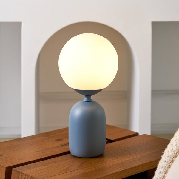 Pauleen Glowing Charm Lampă de masă, picior din ceramică albastru, Albastru, Camera de zi / sufragerie, Ceramică, Viața tânără, glob