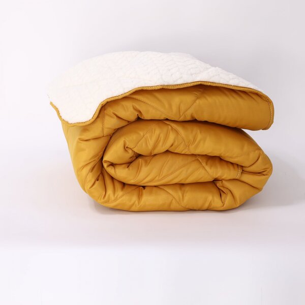 Pilota De Iarna Sherpa Mustar Cu Blanita - Moale Si Confort Absolut 150X210 Cm