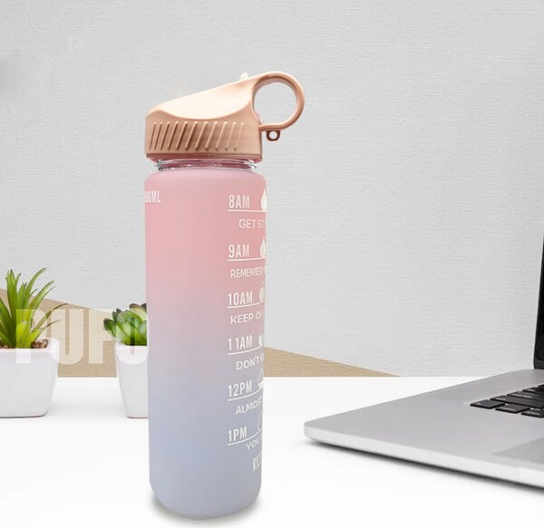 Sticla apa gradata Pufo Motivational pentru sport, fitness, antrenamente, cu pai inclus, 500 ml, roz/albastru