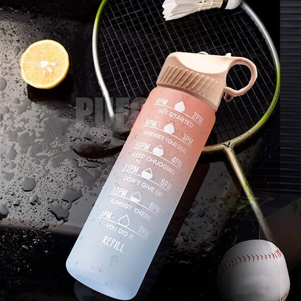 Sticla apa gradata Pufo Motivational pentru sport, fitness, antrenamente, cu pai inclus, 500 ml, roz/albastru