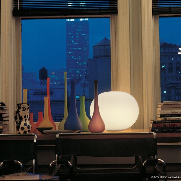 FLOS Glo-Ball - lampă de masă sferică 45 cm, reglabil, Alb, Camera de zi / sufragerie, Sticlă, Design, glob