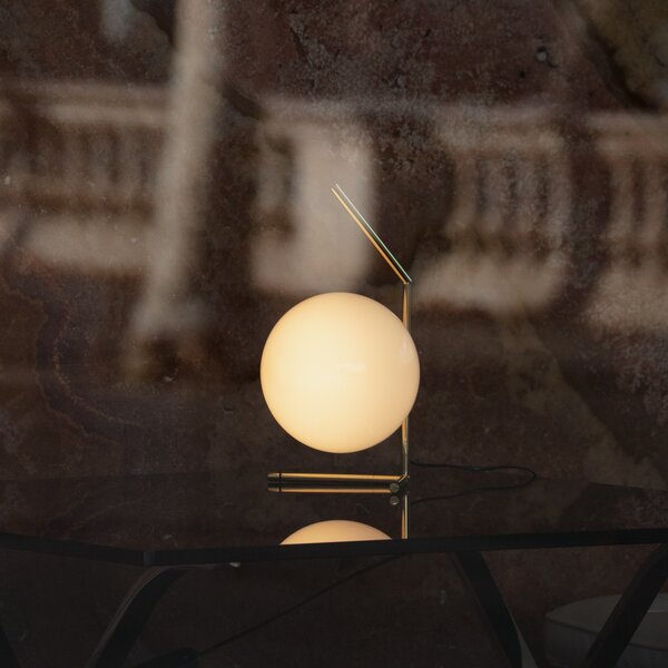 FLOS Lampă de masă IC T1 Low 10th Anniversary, placată cu aur, dim., reglabil, Auriu / Alamă, Camera de zi / sufragerie, Metal, Design
