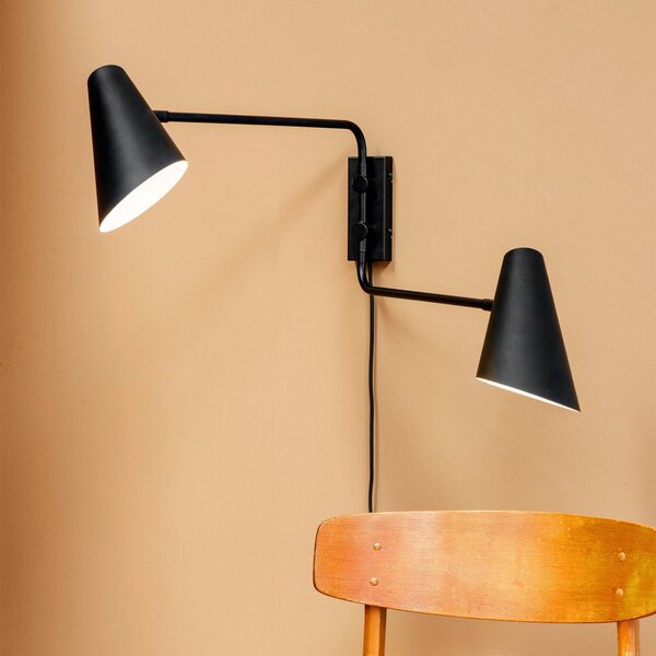 Dyberg Larsen aplică de perete Cale, negru, metal, 2 becuri, Negru, Camera de zi / sufragerie, Metal, Design