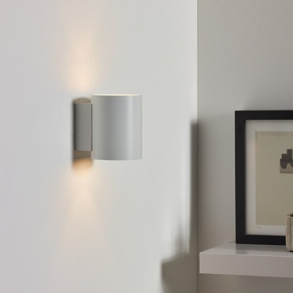 Lucide Aplică de perete Xera, alb, Ø 8 cm, up/downlight, aluminiu, reglabil, Alb, Camera de zi / sufragerie, Aluminiu, Modern