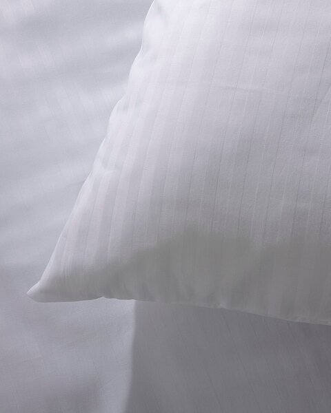 Lenjerie de pat din satin Jacquard Pure Snow 160x200 cm
