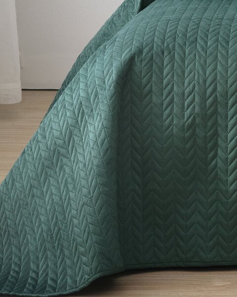 Cuvertură de pat Silky Chic 220x240cm verde intens