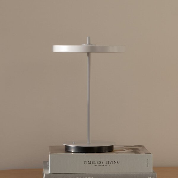 UMAGE Lampă de masă LED reîncărcabilă Asteria Move fog grey uni, 31cm, reglabil, Gri, Camera de zi / sufragerie, Metal, Design
