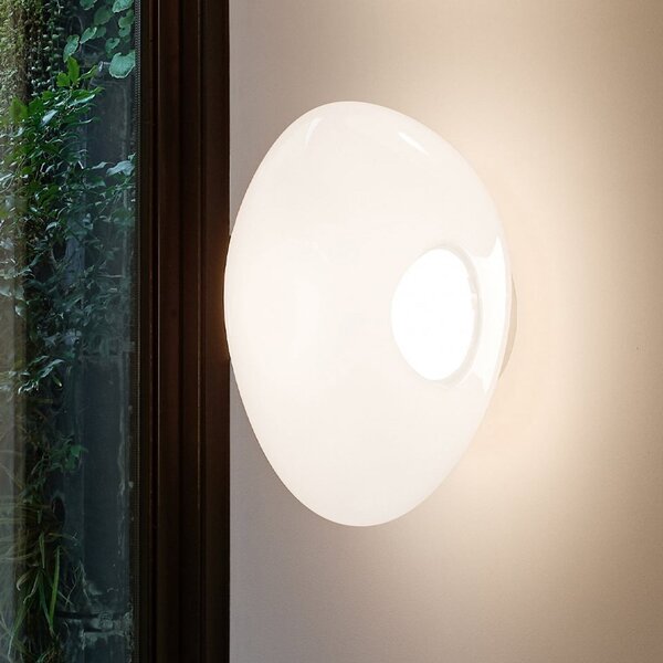 Tom Dixon Aplică LED Melt, Ø 50 cm, opal/auriu, reglabil, Auriu / Alamă, Camera de zi / sufragerie, Plastic, Design