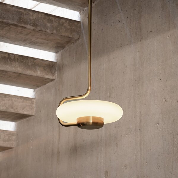 Kdln Lampă suspendată LED TRATTO de la kdln, alamă, Ø 27 cm, metal/sticlă, reglabil, Auriu / Alamă, Camera de zi / sufragerie, Sticlă, Design