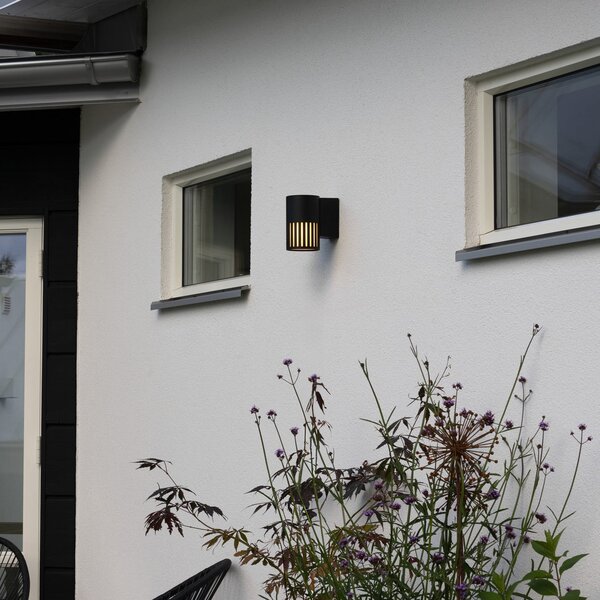 Konstsmide Lampă de exterior Pistoia, negru, înălțime 17 cm, metal, IP54, reglabil, Negru, Aluminiu
