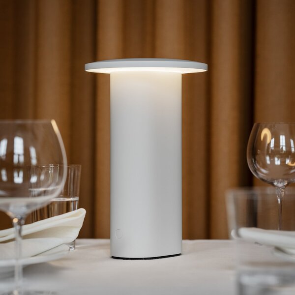 FRITZ HANSEN Lampa de masă cu baterie LED Fritz Hansen Solae, albă, aluminiu, IP44, reglabil, Alb, Camera de zi / sufragerie, Aluminiu, Modern