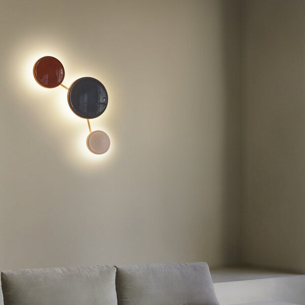 MARSET Aplică LED Caramel, maro, Ø 28 cm, TRIAC, sticlă, reglabil, Maro / Rugină, Camera de zi / sufragerie, Sticlă, Design