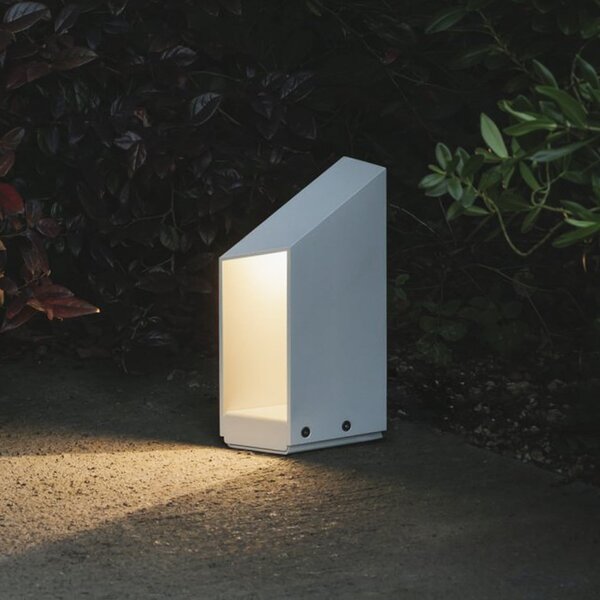 MARSET Lampă cu soclu LED Domus, înălțime 26 cm, alb, aluminiu, reglabil, Alb, Aluminiu, Design