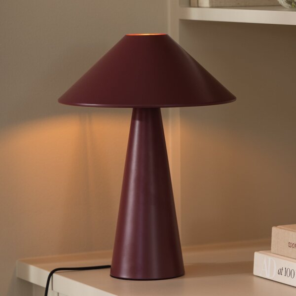 Globen Lighting Lampă de masă Cannes, roșu, metal, înălțime 40 cm, Roșu, Camera de zi / sufragerie, Metal, Scandinavă