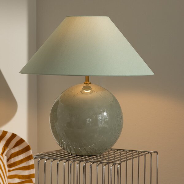Globen Lighting Lampă de masă IRIS, verde, înălțime 45 cm, Verde, Camera de zi / sufragerie, Țesătură / Textil, Scandinavă
