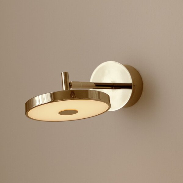 UMAGE Aplică LED Asteria SHORT HW, alamă lustruită, 28 cm, reglabil, Auriu / Alamă, Camera de zi / sufragerie, Metal, Design, Soclu de perete jos