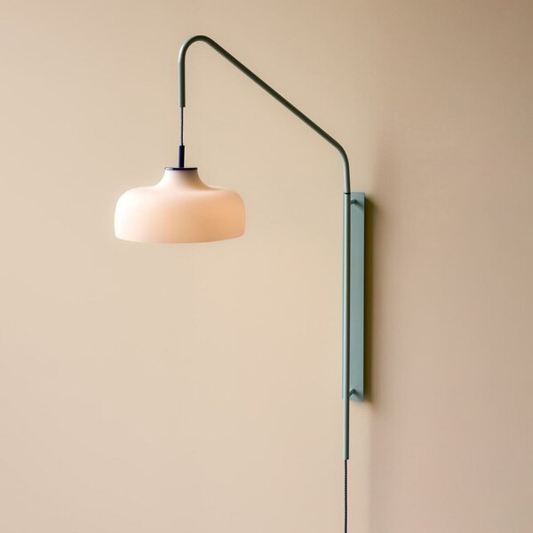 Hübsch HÜBSCH Aplică de perete Current, albastru deschis, proiecție 71 cm, Albastru, Camera de zi / sufragerie, Sticlă, Modern
