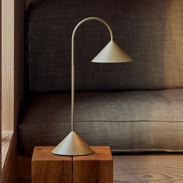 FRANDSEN Lampa de masă cu LED-uri Grasp, gri nisip, înălțime 47 cm, reglabil, Gri, Metal, Design
