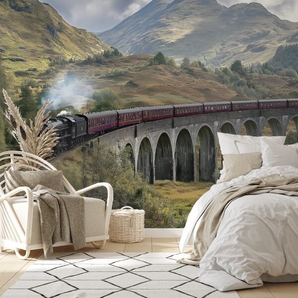 Tapet tren pe viaduct montan