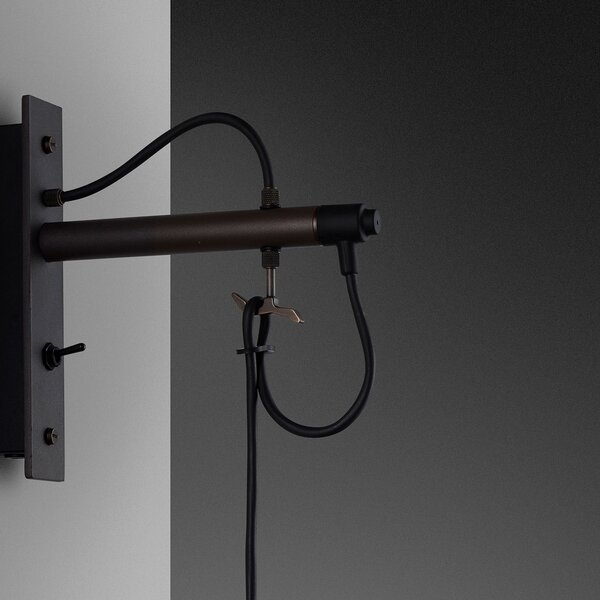 Buster + Punch Hooked Wall mare grapfit/bronz, reglabil, Negru, Camera de zi / sufragerie, Metal, Modern