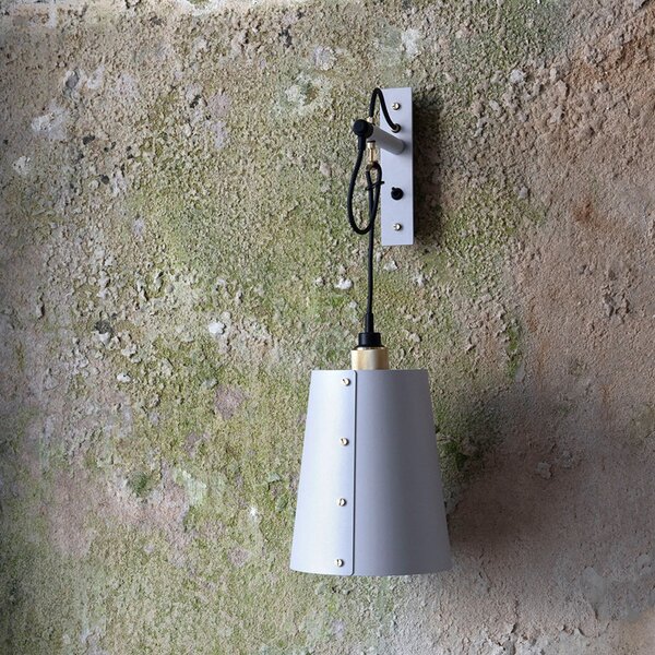 Buster + Punch cu cârlig de perete mare gri/zahăr, reglabil, Gri, Camera de zi / sufragerie, Metal, Modern