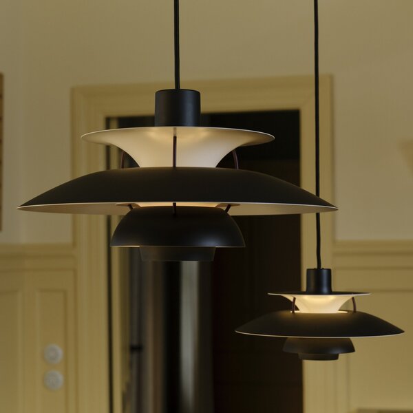 Lustră Pendul Louis Poulsen, PH 5 300, reglabil, Negru, Camera de zi, Metal, Modern