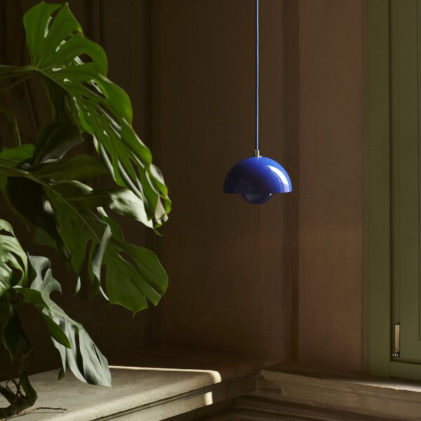 Lustră Pendul &Tradition, Flowerpot VP10, reglabil, Albastru, Camera de zi, Metal, Design