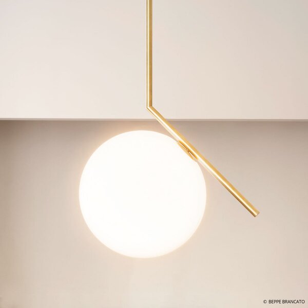 FLOS IC S1 lampă suspendată, alamă, lucioasă, reglabil, Auriu / Alamă, Camera de zi / sufragerie, Metal, Design, glob