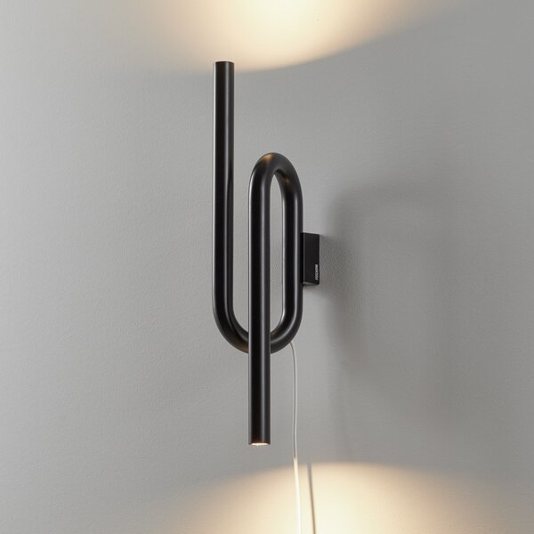 Foscarini Aplică de perete LED Tobia cu cablu negru, Negru, Camera de zi / sufragerie, Metal, Design
