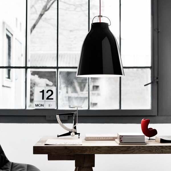 FRITZ HANSEN Caravaggio P3 Negru lucios, reglabil, Negru, Camera de zi / sufragerie, Metal, Design