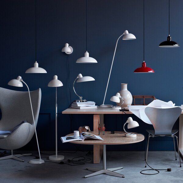 FRITZ HANSEN Lampă de masă Kaiser Idell Luxus, negru/crom, Negru, Camera de zi / sufragerie, Metal, Design, Umbră de masă