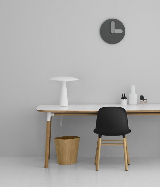Lampă de masă Normann Copenhagen, Alb, Camera de zi, Metal