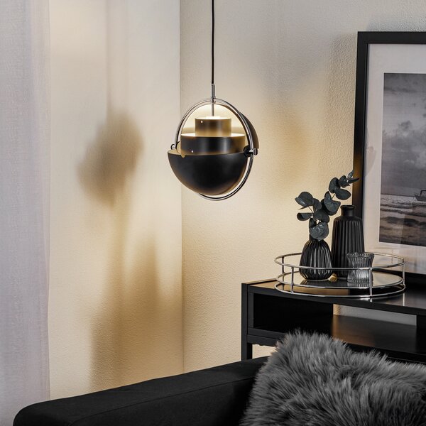 GUBI Lampă suspendată Gubi Multi-Lite, Ø 27 cm, crom/negru, reglabil, Negru, Camera de zi / sufragerie, Metal, Design