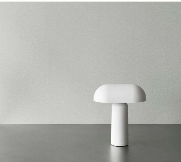 Lampă de masă Normann Copenhagen, reglabil, Alb, Camera de zi, Plastic