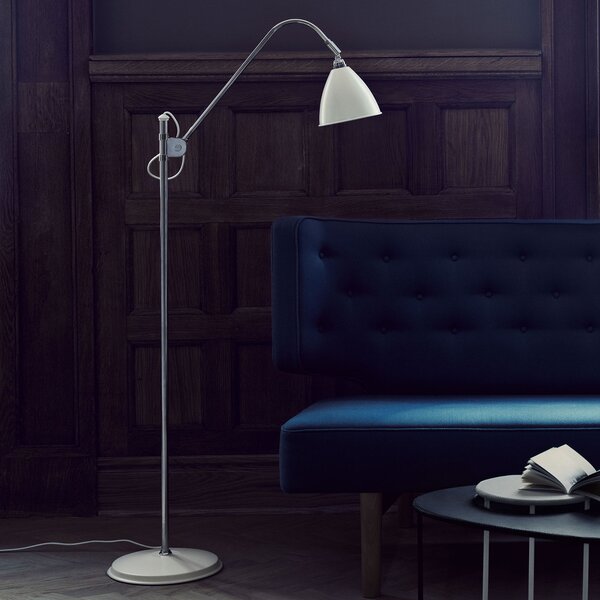 GUBI Bestlite BL3 lampă de podea Ø16cm, crom/alb, Alb, Camera de zi / sufragerie, Metal, Design
