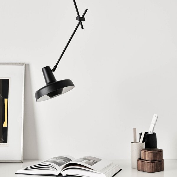 GRUPA Arigato plafon 1 lumină 70cm Ø23cm negru, reglabil, Negru, Studiu / Birou, Metal