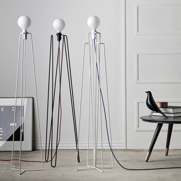 GRUPA Model M3 lampă de podea LED alb, cablu alb, Alb, Camera de zi / sufragerie, Metal, Modern