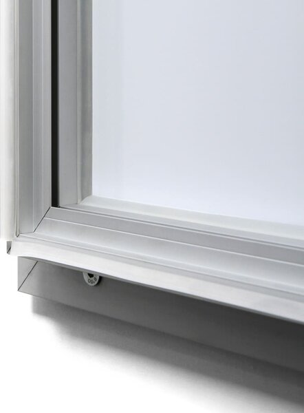 Vitrina de exterioare cu incuietoare pentru informatii 6 x A4 - spate din tabla, ignifuga, tip T, aluminiu