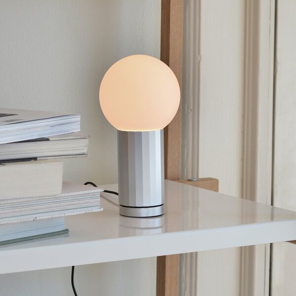 Lampă de masă HAY, Turn on, reglabil, Alb, Camera de zi, Metal, Design