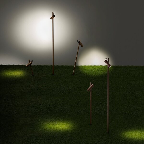 LEDS-C4 Juncus LED reflector cu vârf de sol, maro, 3.000 K, Maro / Rugină, Metal, Modern