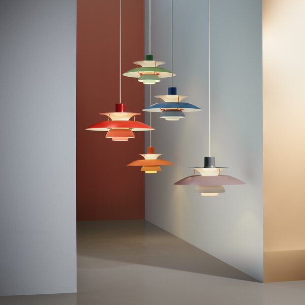 Louis Poulsen Lampă suspendată PH 5 500, roșie, Ø 50 cm, reglabil, Roșu, Camera de zi / sufragerie, Metal, Design