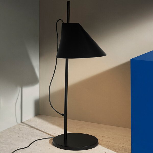 Louis Poulsen Yuh - lampă de masă LED, negru, reglabil, Negru, Camera de zi / sufragerie, Metal, Design