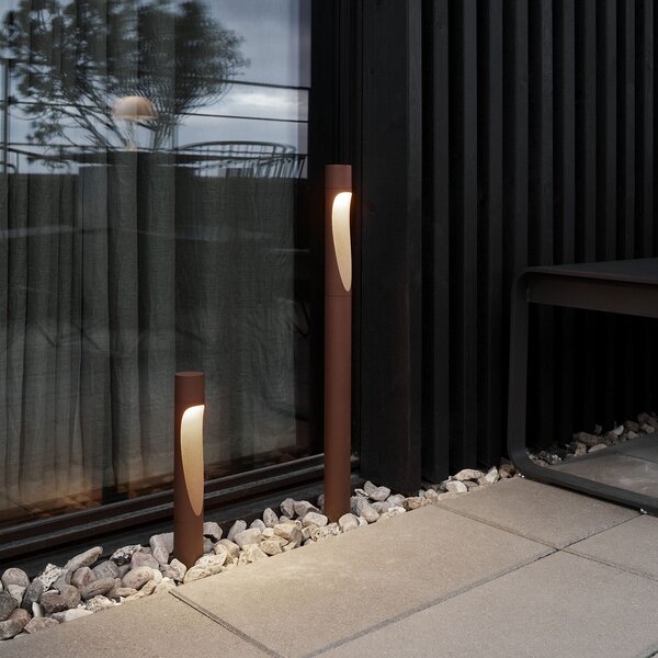 Louis Poulsen lampă cu soclu Flindt, 930, corten 35 cm bază 24 V, Maro / Rugină, Aluminiu, Design