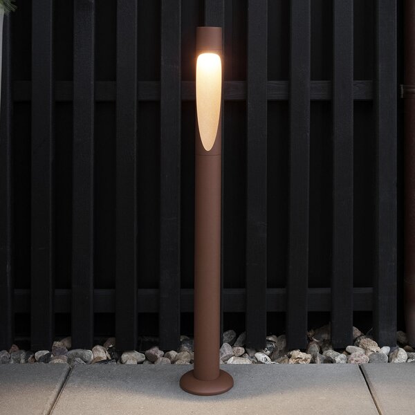 Louis Poulsen bornă luminoasă Flindt, 930, corten 70 cm bază 24 V, Maro / Rugină, Aluminiu, Design