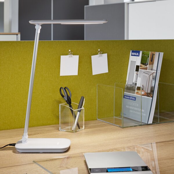 Maul Lampă de masă cu LED MAULjazzy, alb, înălțime 43 cm, port USB dimabil, reglabil, Alb, Studiu / Birou, Plastic, Modern