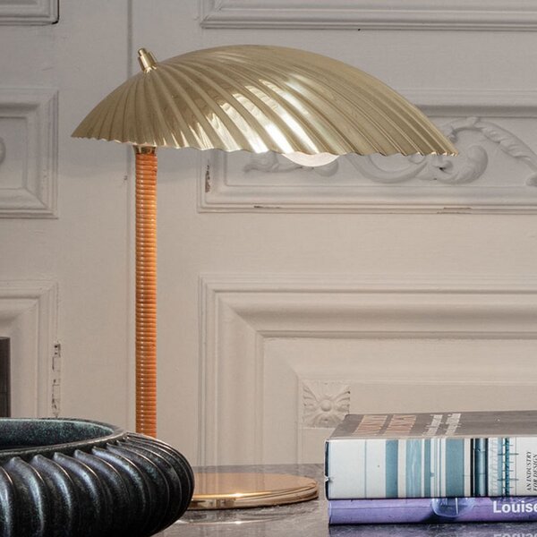 Lampă de masă GUBI, 5321, Auriu / Alamă, Camera de zi, Metal, Design