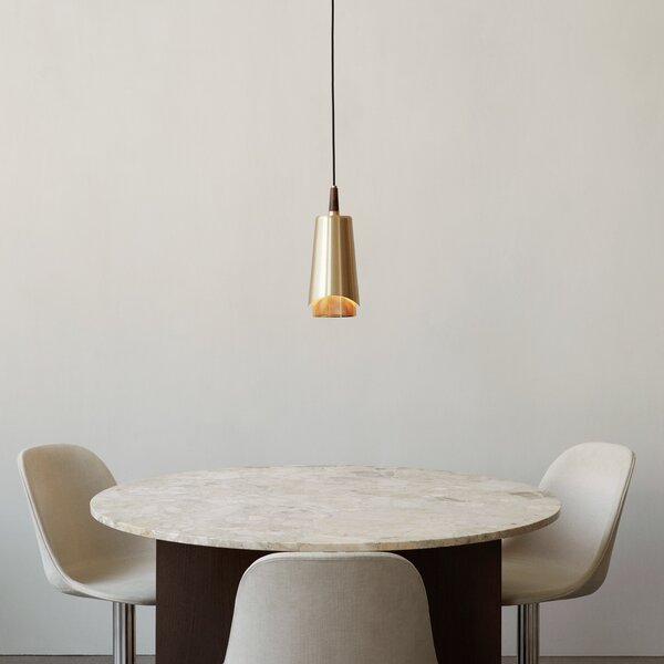 Audo Copenhagen Umanoff lampă suspendată, alamă și nuc, reglabil, Auriu / Alamă, Camera de zi / sufragerie, Metal, Design