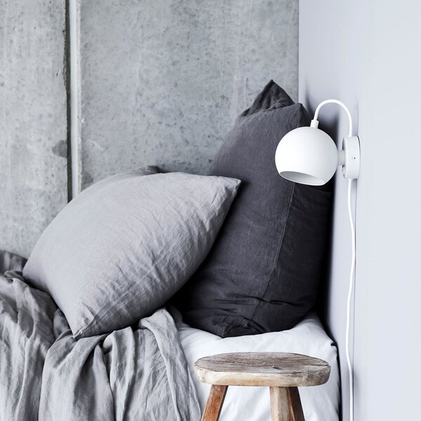 Lampă de perete FRANDSEN, Ball Magnet, Alb, Camera de zi, Metal, Design