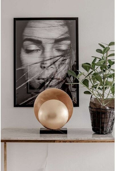 Globen Lighting Lampă de masă ORBIT, alamă, înălțime 32 cm, Auriu / Alamă, Camera de zi / sufragerie, Metal, Design