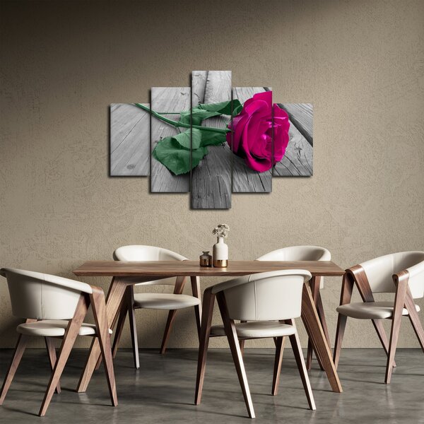 Tablou - Trandafir roz cu tulpina verde (150x105 cm)